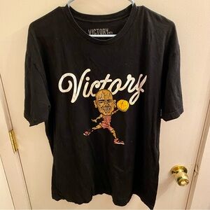 Victory T-Shirt Size XL